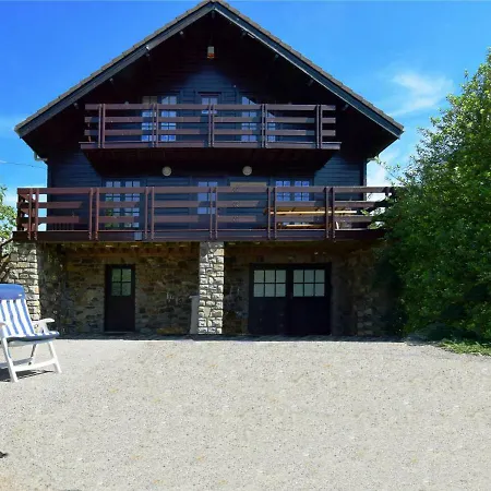 Quaint Chalet In With Hill View *